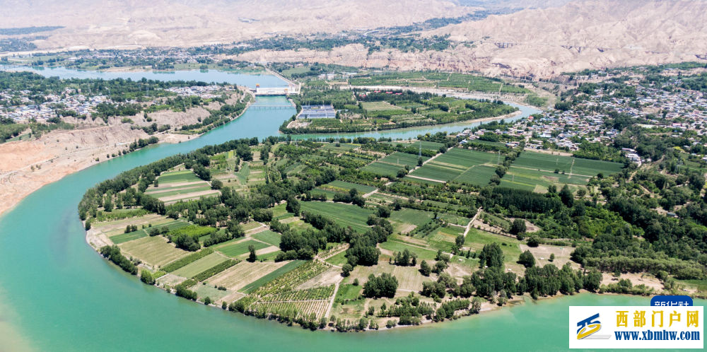 青海尖扎：夏日黄河清(图2)