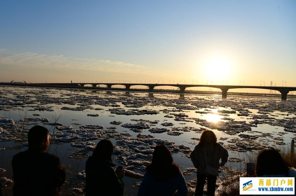 内蒙古包头：流凌盛景引游人(图13)
