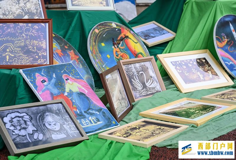 当《致橡树》遇见十年校园!橡树湾小学诗意校园建设有看点(图5) 55.jpg