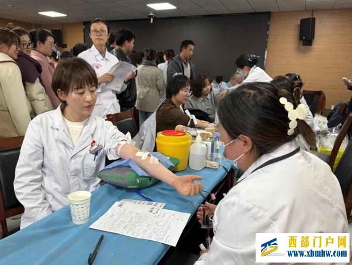 2万余毫升!西宁市医务工作者无偿献血守护生命(图1) 2万余毫升!西宁市医务工作者无偿献血守护生命(图1)